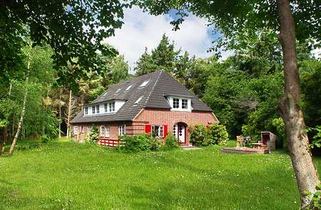 Haus Walden - Insel Amrum » Haus & Garten